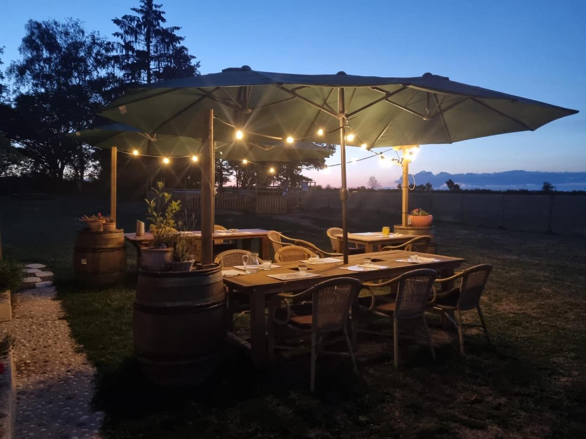 Le Chene D'Or Bed & Breakfast Marcheseuil Exterior photo
