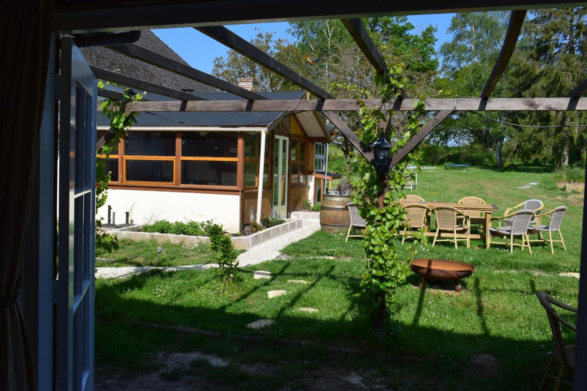 Le Chene D'Or Bed & Breakfast Marcheseuil Exterior photo